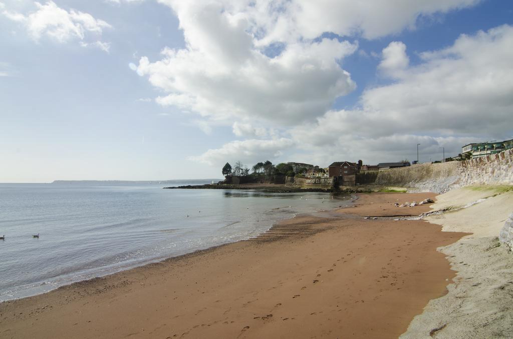 Beaches - South Sands Beach House 토키 객실 사진